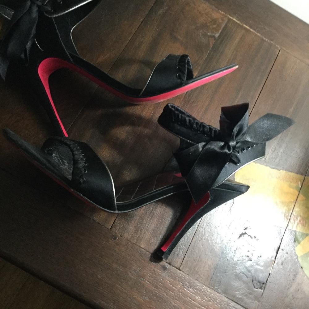 Sexy Betsey Johnson Black Satin  Stilettos Size 8